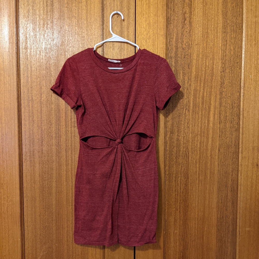 T-shirt dress with cutouts Honey Punch